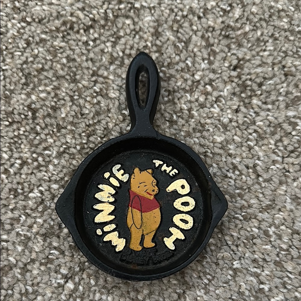 Winnie the Pooh Black Mini Skillet